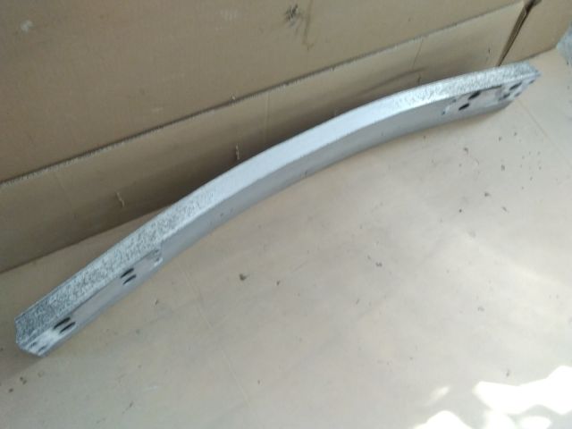 bontott LEXUS IS Hátsó Lökhárító Merevítő (Fém)