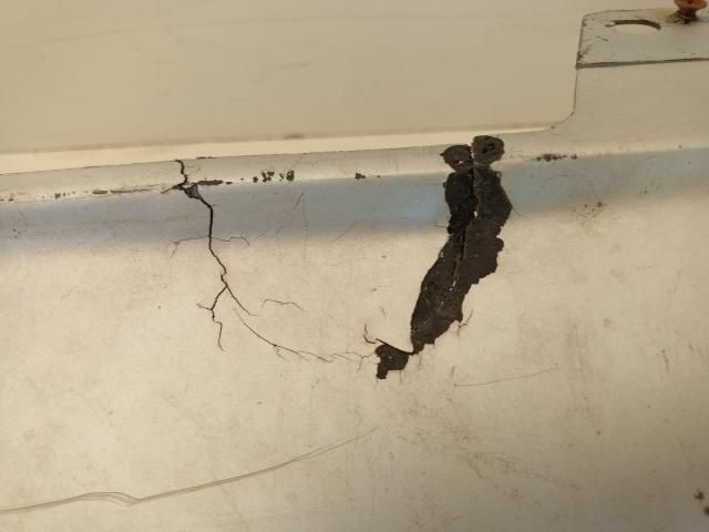 bontott LEXUS IS Hátsó Lökhárító (Üresen)