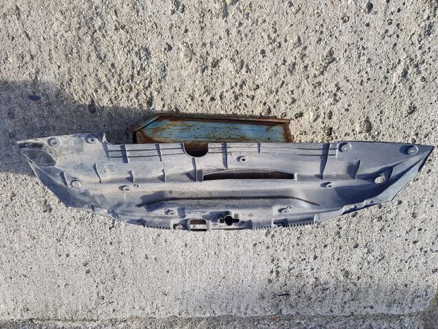 bontott LEXUS IS Homlokfal Burkolat