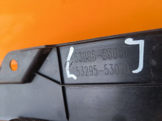 bontott LEXUS IS Homlokfal Burkolat