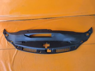 bontott LEXUS IS Homlokfal Burkolat