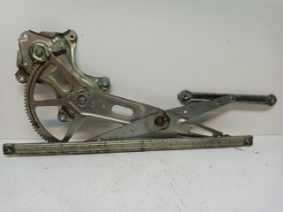 bontott LEXUS IS Jobb első Ablakemelő Szerkezet (Elektromos)