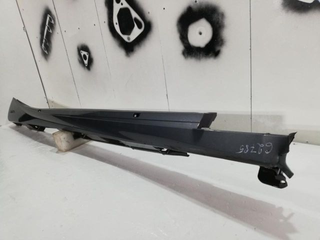 bontott LEXUS IS Jobb első Küszöb Díszléc