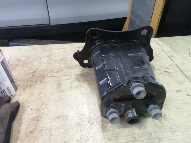 bontott LEXUS IS Jobb első Lökhárító Merevítő Tartó (Fém)