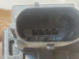 bontott LEXUS IS Jobb első Oldal Ütközés Érzékelő