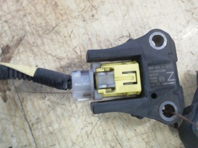 bontott LEXUS IS Jobb első Oldal Ütközés Érzékelő