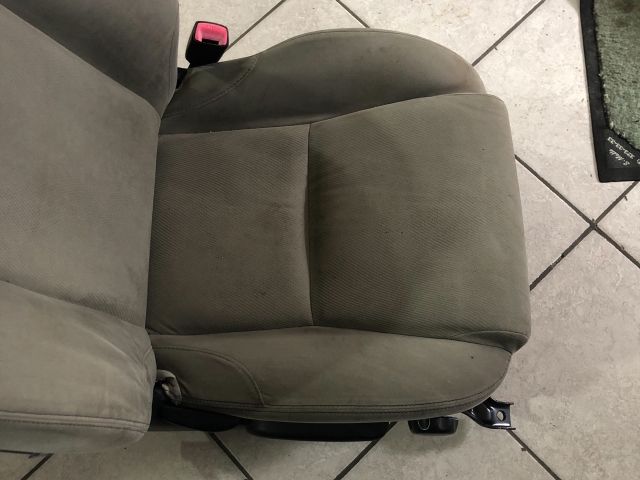 bontott LEXUS IS Jobb első Ülés