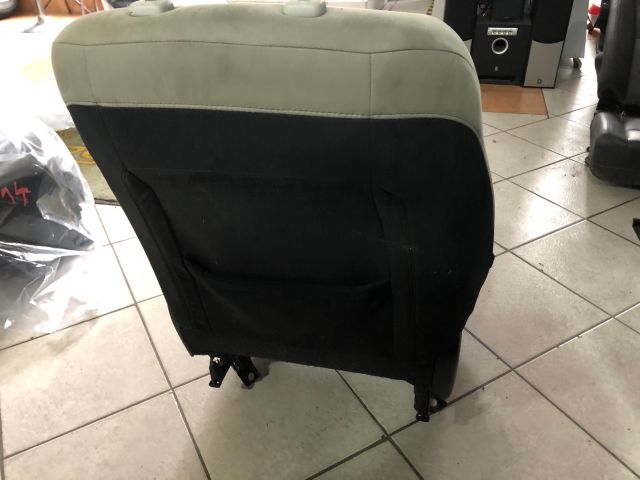 bontott LEXUS IS Jobb első Ülés