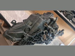 bontott LEXUS IS Jobb Fényszóró