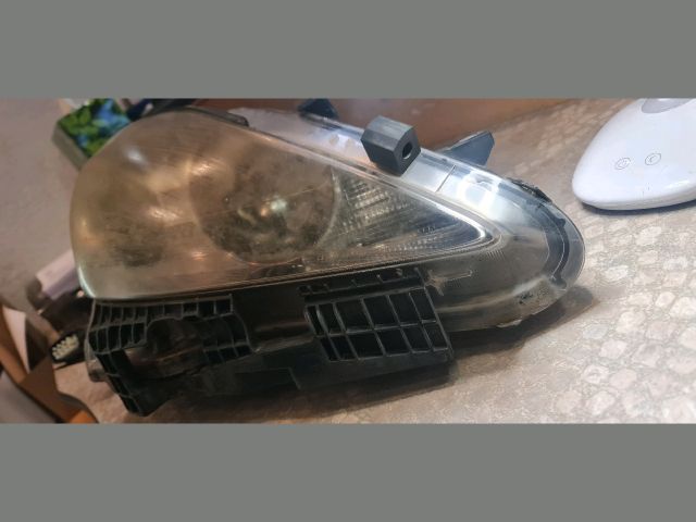 bontott LEXUS IS Jobb Fényszóró