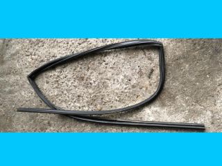 bontott LEXUS IS Jobb hátsó Ablakvezető Gumi