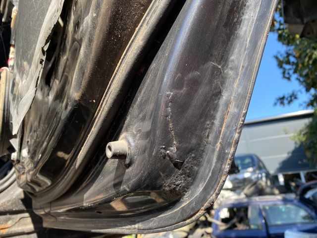 bontott LEXUS IS Jobb hátsó Ajtó (Üres lemez)