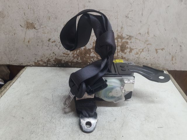 bontott LEXUS IS Jobb hátsó Biztonsági Öv