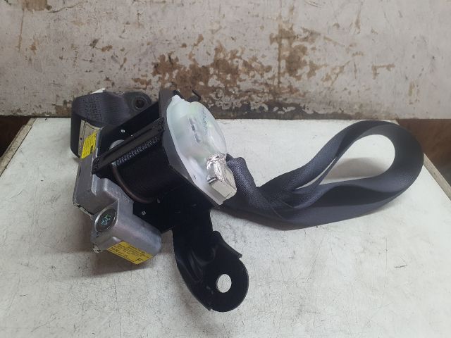 bontott LEXUS IS Jobb hátsó Biztonsági Öv