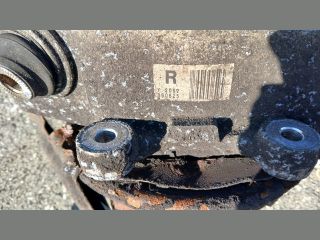 bontott LEXUS IS Jobb hátsó Csonkállvány Kerékaggyal