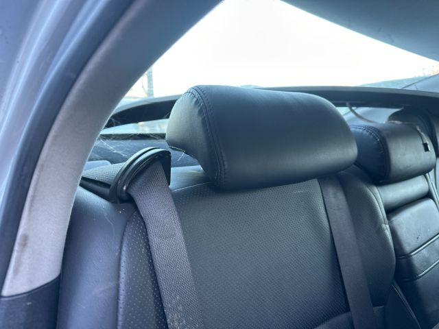 bontott LEXUS IS Jobb hátsó Fejtámla