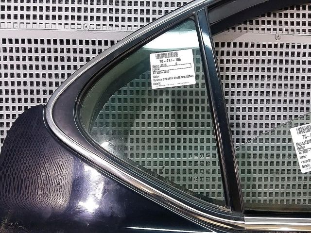 bontott LEXUS IS Jobb hátsó Fixüveg (Ajtóban)