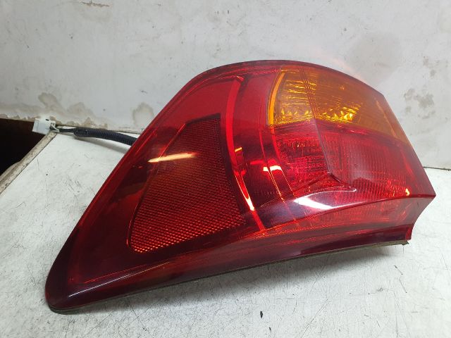 bontott LEXUS IS Jobb Hátsó Lámpa
