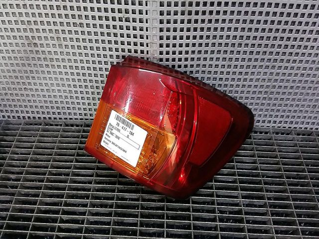 bontott LEXUS IS Jobb Hátsó Lámpa