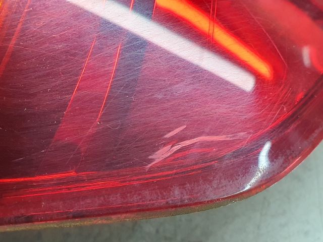 bontott LEXUS IS Jobb Hátsó Lámpa