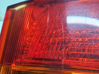 bontott LEXUS IS Jobb Hátsó Lámpa