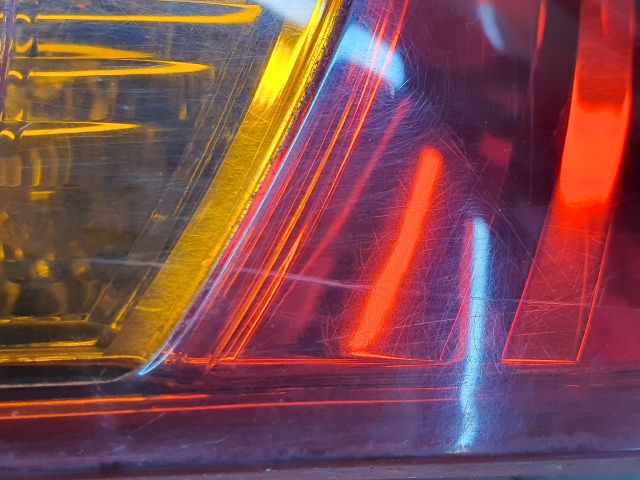 bontott LEXUS IS Jobb Hátsó Lámpa