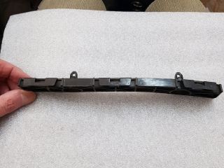 bontott LEXUS IS Jobb hátsó Lökhárító Tartó (Műanyag)