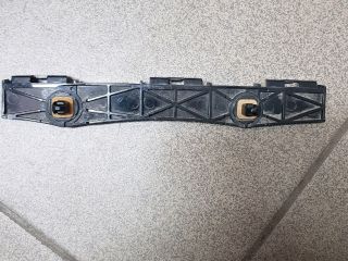 bontott LEXUS IS Jobb hátsó Oldal Lökhárító Tartó (Műanyag)