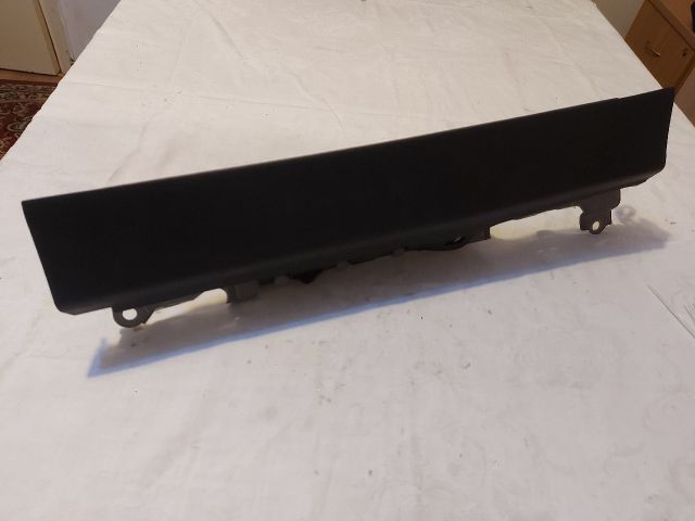 bontott LEXUS IS Jobb Térdlégzsák