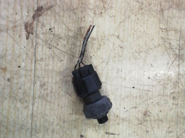 bontott LEXUS IS Klíma Nyomásérzékelő Kapcsoló