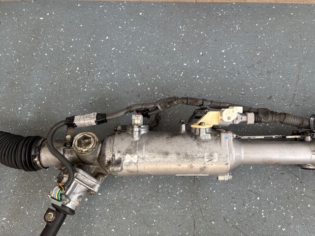 bontott LEXUS IS Kormánymű Szervós