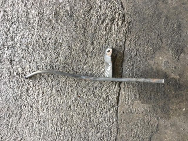 bontott LEXUS IS Nívópálca Hüvely