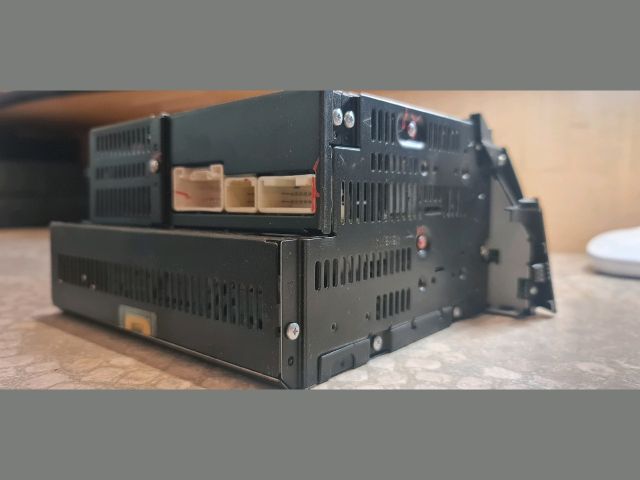 bontott LEXUS IS Rádió / CD