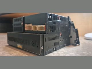 bontott LEXUS IS Rádió / CD