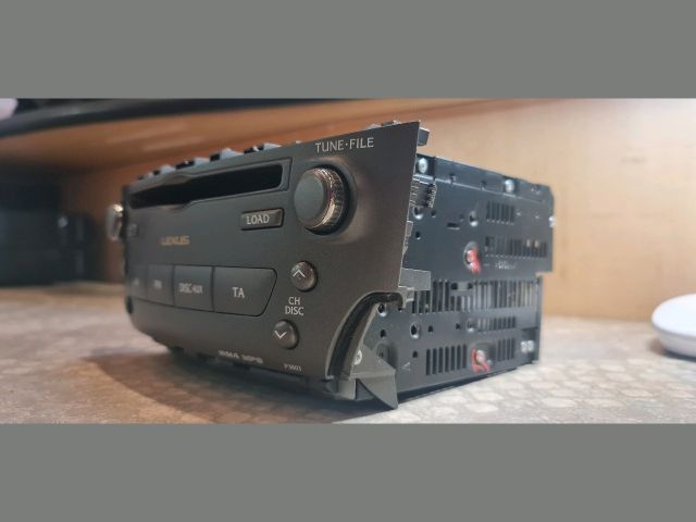 bontott LEXUS IS Rádió / CD