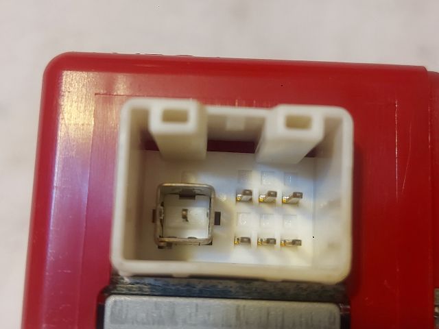 bontott LEXUS IS Riasztó Központ