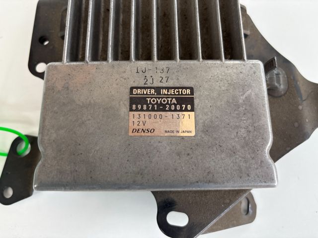 bontott LEXUS IS Üzemanyag Befecskendező Vezérlő