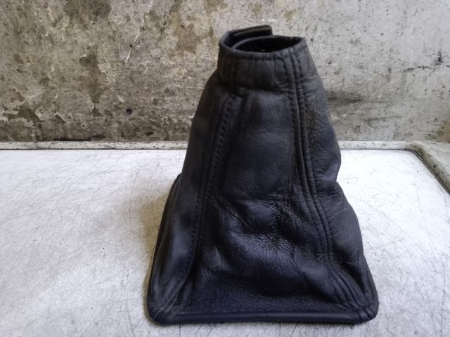 bontott LEXUS IS Váltószoknya