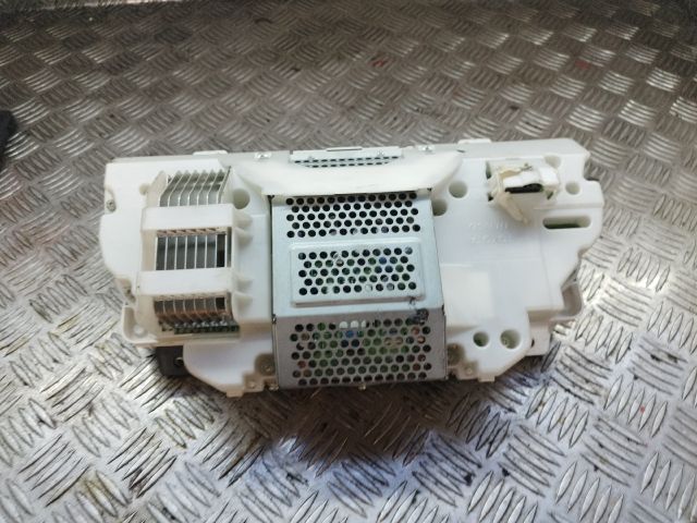 bontott LEXUS LS Kilométeróra