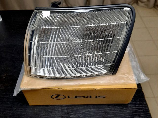 bontott LEXUS LS Bal Helyzetjelző