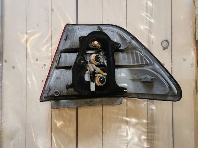 bontott LEXUS LS Bal Külső Hátsó Lámpa