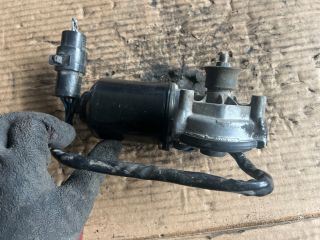 bontott LEXUS LS Hátsó Ablaktörlő Motor