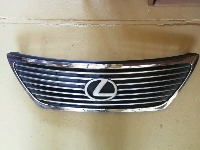 bontott LEXUS LS Hűtőrács