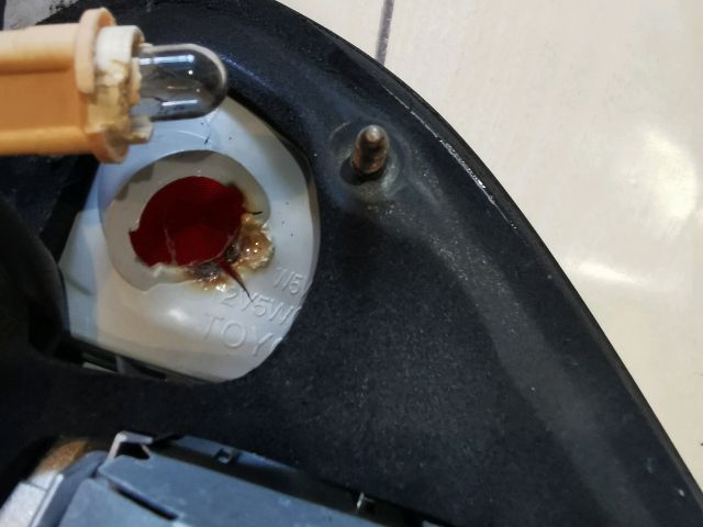 bontott LEXUS LS Jobb Belső Hátsó Lámpa