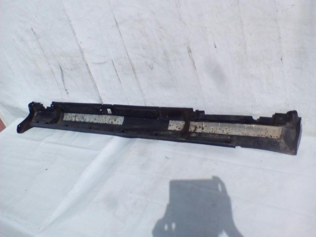 bontott LEXUS LS Jobb első Küszöb Díszléc