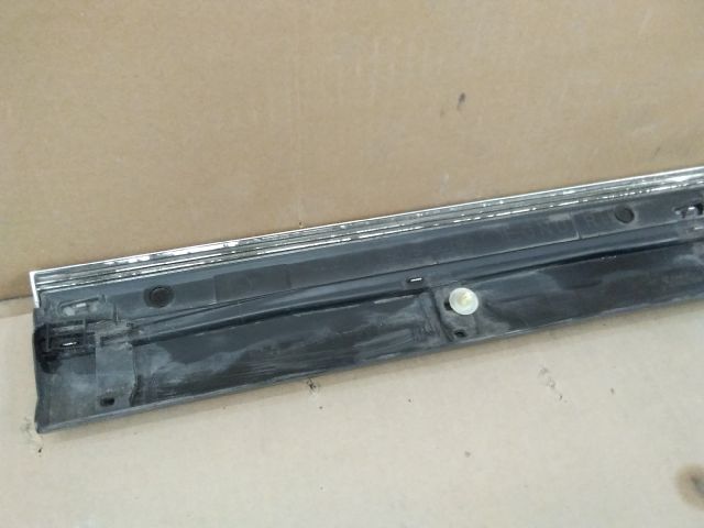 bontott LEXUS LS Jobb hátsó Ajtó Díszléc