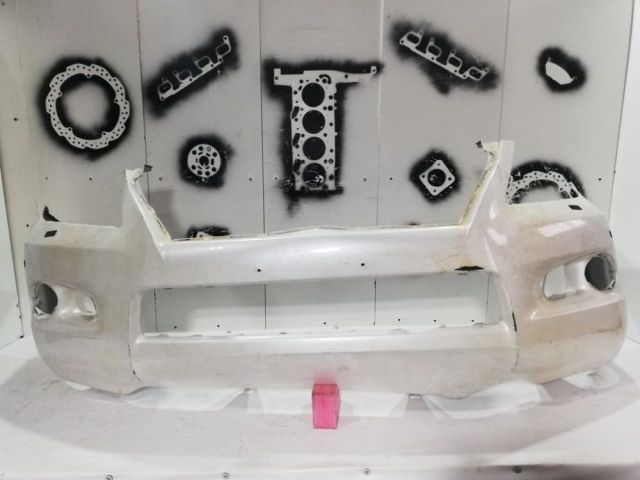 bontott LEXUS LX Első Lökhárító (Üresen)