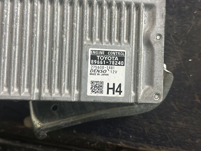 bontott LEXUS NX Motorvezérlő