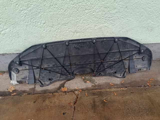 bontott LEXUS NX Alsó Motorburkolat