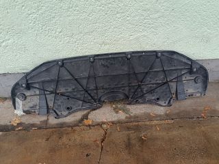 bontott LEXUS NX Alsó Motorburkolat